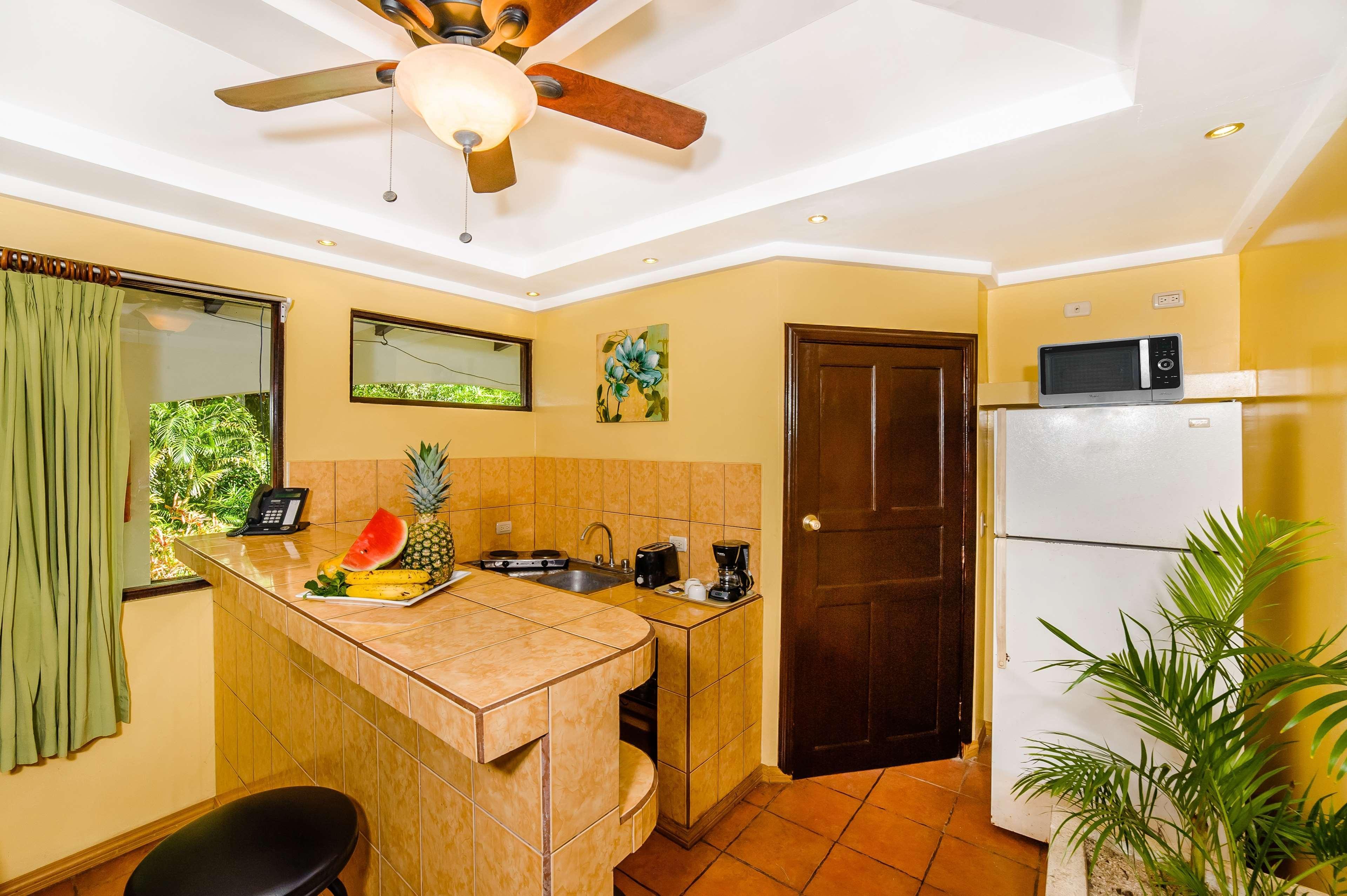 Best Western Tamarindo Vista Villas Exterior photo