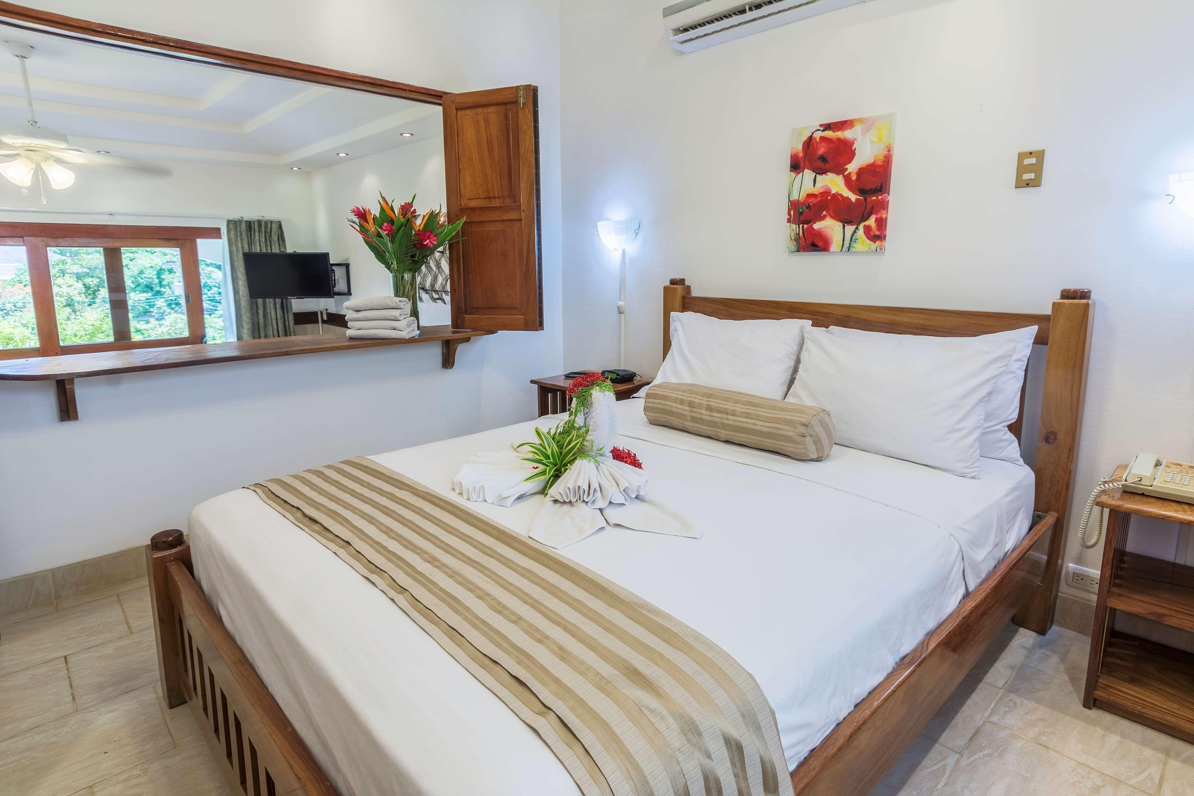 Best Western Tamarindo Vista Villas Exterior photo