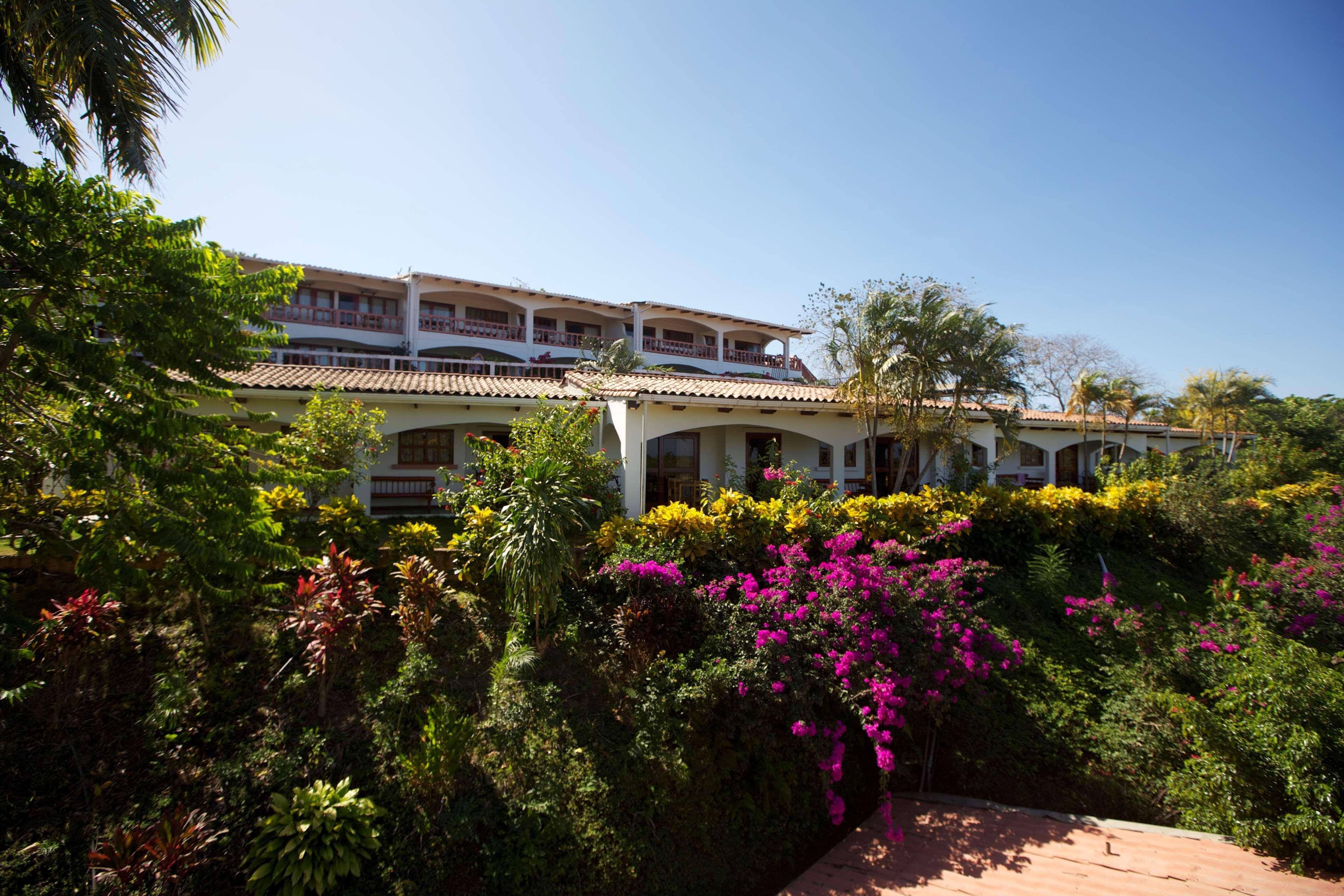 Best Western Tamarindo Vista Villas Exterior photo
