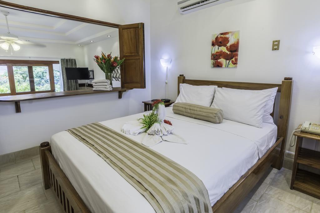 Best Western Tamarindo Vista Villas Room photo